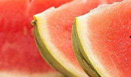 愚人节吃瓜大瓜图片,揭秘那些让人捧腹大笑的吃瓜大瓜瞬间