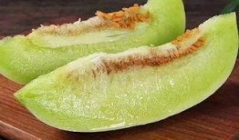 安阳吕村吃瓜,夏日里的瓜香四溢，探寻乡村吃瓜新风尚