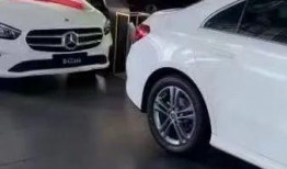 吃瓜冰冰奔驰,一场跨界娱乐盛宴