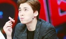 李易峰吃瓜全集,娱乐圈风云变幻，明星生活揭秘