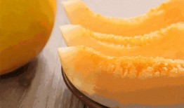 蜜瓜吃皮吗,营养新发现