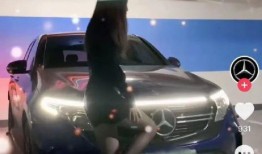 吃瓜冰冰奔驰,一场跨界娱乐盛宴